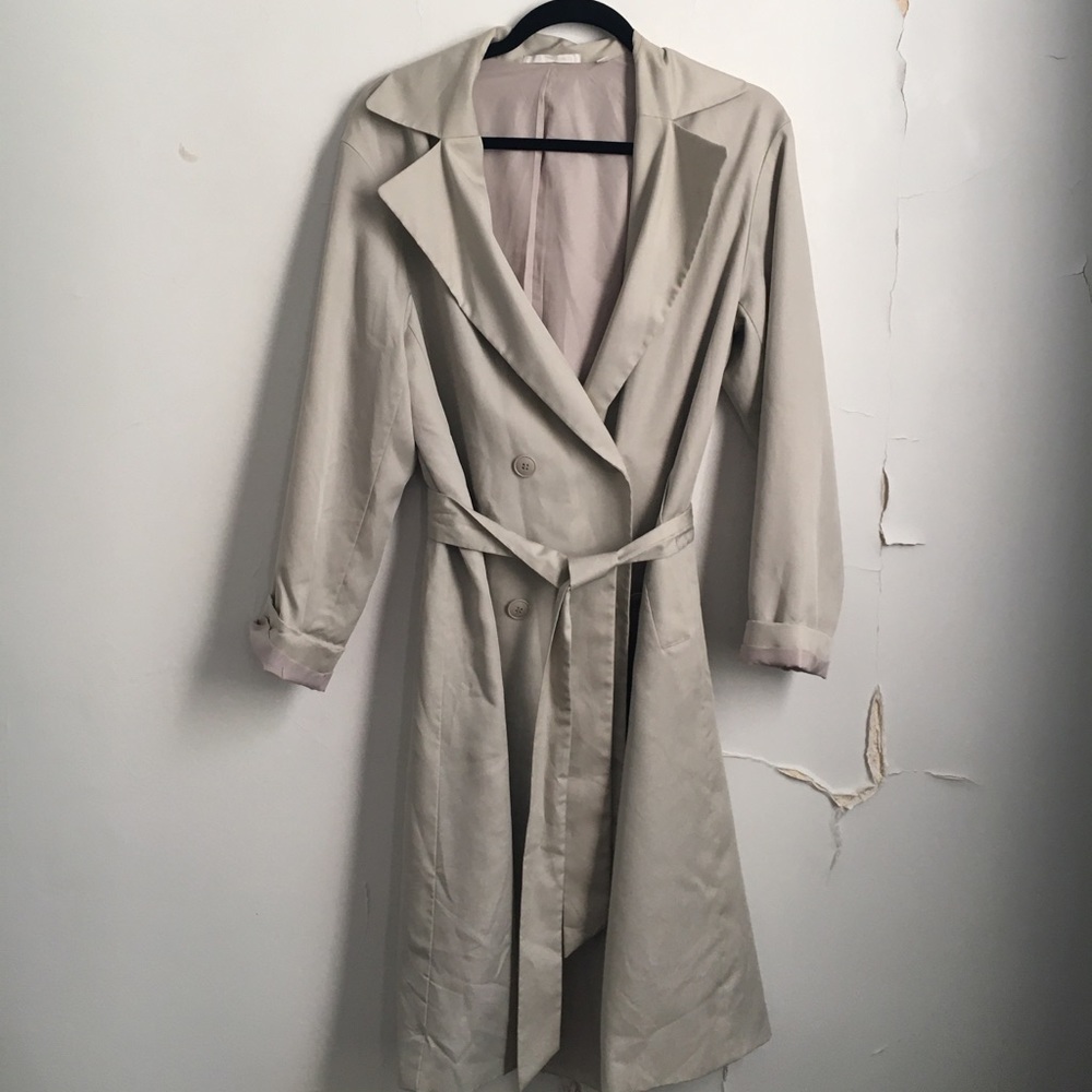 Uniqlo cream trench coat